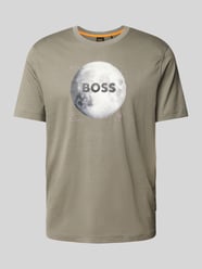 T-Shirt mit Motiv- und Label-Print Modell 'Moon' von BOSS Orange Grün - 6