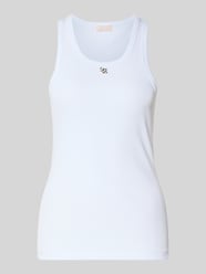 Slim Fit Top mit Logo-Applikation von Liu Jo White - 10