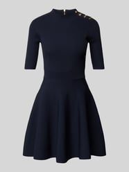 Strickkleid mit Zierknöpfen von Ted Baker - 1