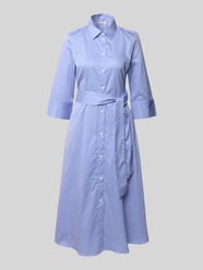 Hemdblusenkleid mit Bindegürtel und Knopfleiste von Christian Berg Woman - 17
