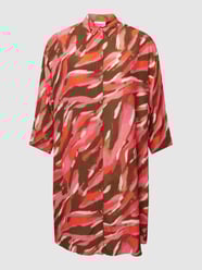PLUS SIZE overhemdjurk van viscose met all-over motief van Fransa Plus Roze - 29