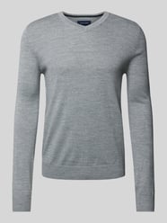 Gebreide pullover met V-hals van Christian Berg Men Grijs / zwart - 38