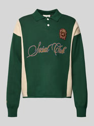 Strickpullover mit Polokragen und Label-Patch von PROHIBITED - 17