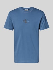 T-shirt z okrągłym dekoltem i wyhaftowanym logo od Calvin Klein Jeans - 39