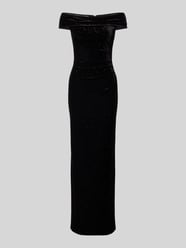 Maxikleid aus Samt im Off-Shoulder-Look von Christian Berg Cocktail - 16