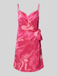 Knielanges Wickelkleid mit Allover-Muster von Only Pink - 42