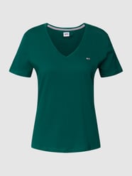T-shirt z dekoltem w serek model ‘SLIM JERSEY V NECK’ od Tommy Jeans Zielony - 21