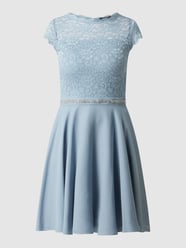 Cocktailkleid mit Taillenpasse von Swing Blau - 31