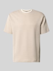 T-Shirt mit Strukturmuster und Rundhalsausschnitt von MCNEAL Beige - 37
