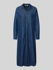 Sukienka jeansowa z kieszenią na piersi od Smith and Soul - 43