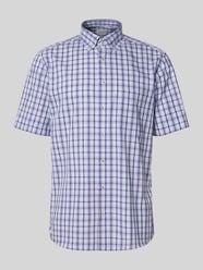 Koszula biznesowa o kroju modern fit z kieszenią na piersi od ETERNA - 23