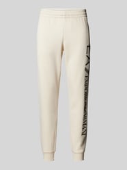 Regular Fit Sweatpants mit elastischem Bund von EA7 Emporio Armani Beige - 21