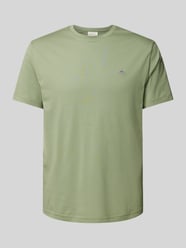 T-Shirt mit Label-Stitching Modell 'SHIELD' von Gant Grün - 1