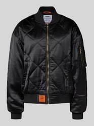 Bomberjacke mit Label-Patch von Original Bombers - 40