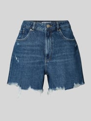 Jeansshorts im Used-Look und mit 5-Pocket-Design von REVIEW - 24