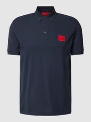 Poloshirt mit Label-Patch Modell 'Dereso' von HUGO Blau - 34