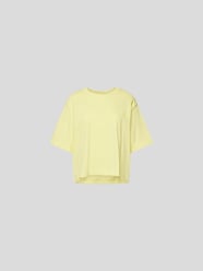 Oversized T-Shirt mit Label-Detail von BAUM & PFERDGARTEN Gelb - 7
