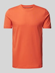 T-Shirt mit geripptem Rundhalsausschnitt von Christian Berg Men Orange - 13