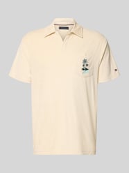 krój regular fit  koszulka polo z froty od Tommy Hilfiger - 9