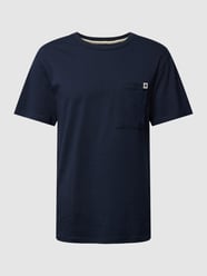 T-Shirt mit Brusttasche Modell 'AKRUNE' von Anerkjendt Blau - 44