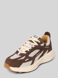 Sneaker mit Kontrastbesatz von The Mercer - 32