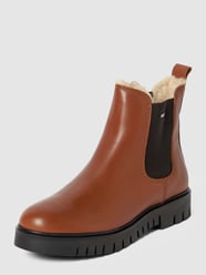 Buty chelsea z detalami z logo model ‘WARMLINED CHELSEA BOOT’ od Tommy Jeans Brązowy - 28