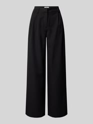 Spodnie o kroju regular fit z szeroką nogawką model ‘HATTIE’ od ONLY - 47