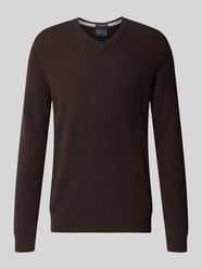Gebreide pullover van kasjmier met v-hals van Christian Berg Men - 21