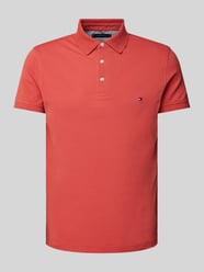 Slim Fit Poloshirt mit Logo-Stitching von Tommy Hilfiger Rot - 11