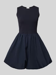 Minikleid mit Rundhalsausschnitt von P&C* curated by GLAMOUR - 39