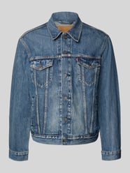 Jeansjacke mit Label-Detail Modell 'THE TRUCKER JACKET' von Levi's® - 32