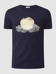 T-Shirt mit Motiv-Print Modell 'JAAMES' von Armedangels - 3