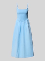 Abendkleid mit Rundhalsausschnitt Modell 'Dylan' von Forever New - 30