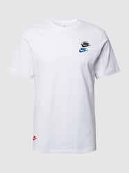 T-Shirt mit kontrastiven Logo-Stitchings von Nike - 26