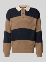 Poloshirt mit gerippten Abschlüssen Modell 'Lotu' von WOODBIRD - 28