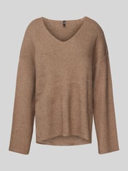 Relaxed fit gebreide pullover met viscose en hoge zijsplitten, model 'KATIA' van Only Bruin - 10