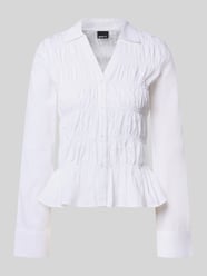 Slim Fit Bluse mit Smok-Details von Gina Tricot - 1