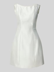 Brautkleid mit Perlen von LUXUAR FASHION - 43