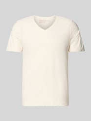 T-Shirt mit V-Ausschnitt von MCNEAL - 14
