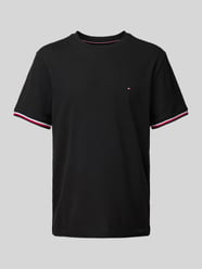 T-Shirt mit Label-Stitching von Tommy Hilfiger - 34