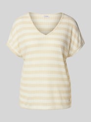 T-shirt met V-hals van ZABAIONE Beige - 43