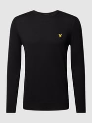 Sweter z dzianiny z naszywką z logo model ‘Merino’ od Lyle & Scott Czarny - 30