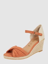 Buty na koturnie z imitacji skóry welurowej  od Tamaris Pomarańczowy - 27