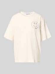 t-shirt o kroju relaxed fit z kwiatowym haftem od Jake*s Studio Woman - 26