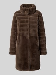 Jack van imitatiebont met opstaande kraag van PETITE M. Beige - 16