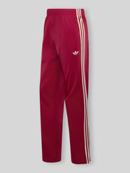 Regular Fit Sweathose mit Logo-Stitching Modell 'FIREBIRD' von adidas Originals Bordeaux - 43