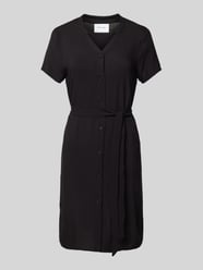 Knielanges Kleid aus Viskose mit Bindegürtel von Vila - 32
