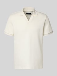 Regular Fit Strick-Poloshirt mit V-Ausschnitt von MCNEAL - 19