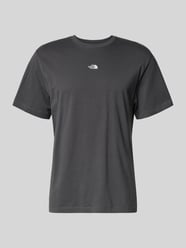 T-Shirt mit Logo-Stitching von The North Face - 24