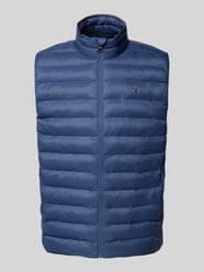 Kamizelka pikowana o kroju regular fit z wyhaftowanym logo od Tommy Hilfiger - 24